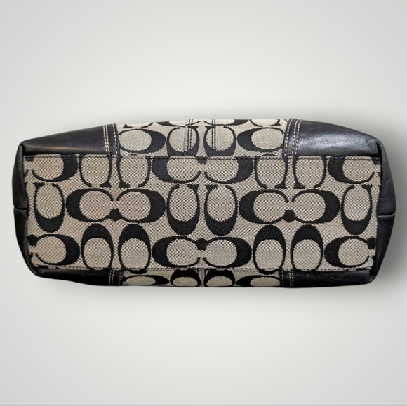 Coach Hampton Signature Tote - Picture 6 of 16